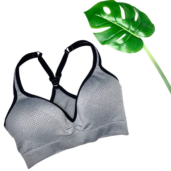 Under Armour Other - 🌼3/$9🌼 or FREEGIFT